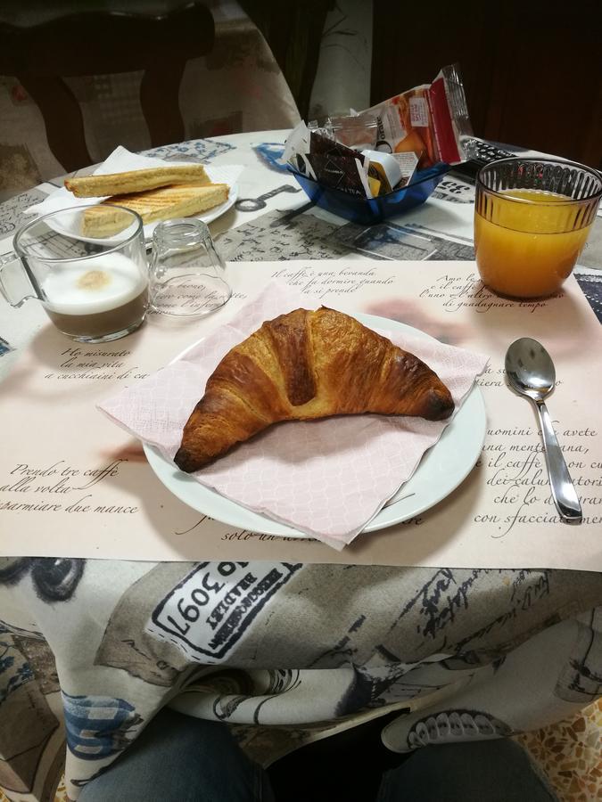 Leda B&B 利沃诺 外观 照片